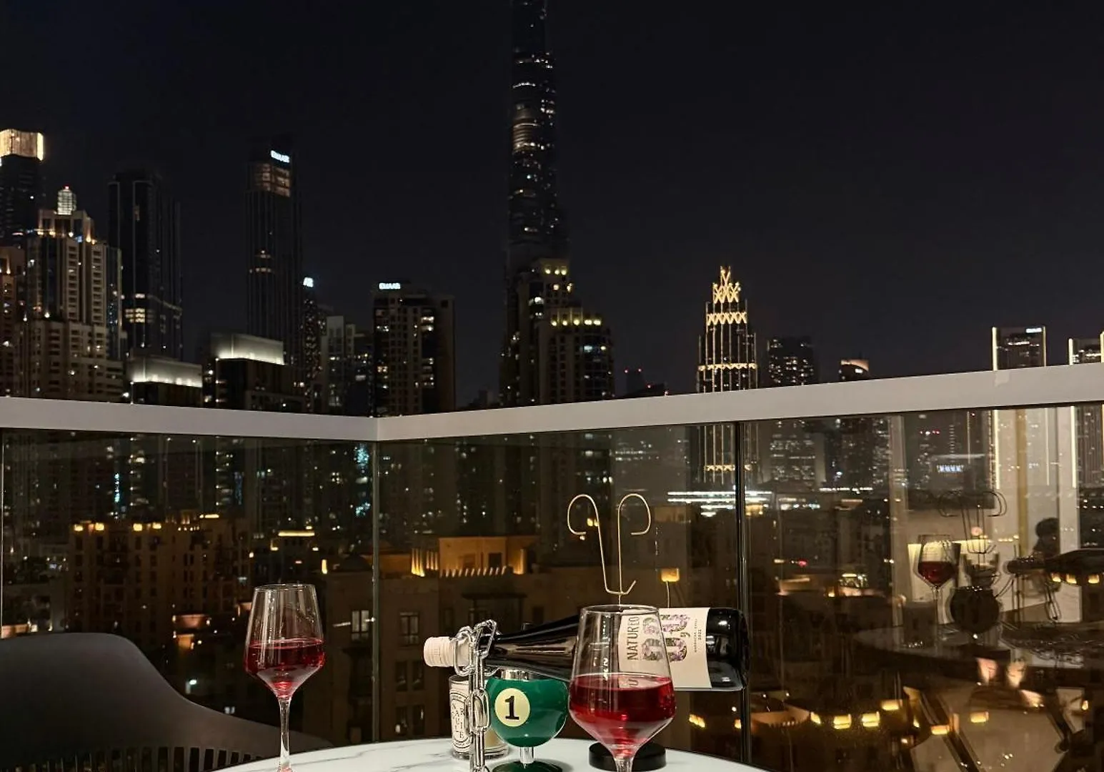 Lavish Saafe House With Full Burj Khalifa View From All Rooms - Amazing Balcony Setup - Infinity Pool - Near Dubai Mall Downtown 0*,  Spojené arabské emiráty